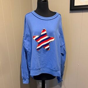 B26 Fantastic Fawn Women Medium Blue Sweatshirt with Striped Sequin Star